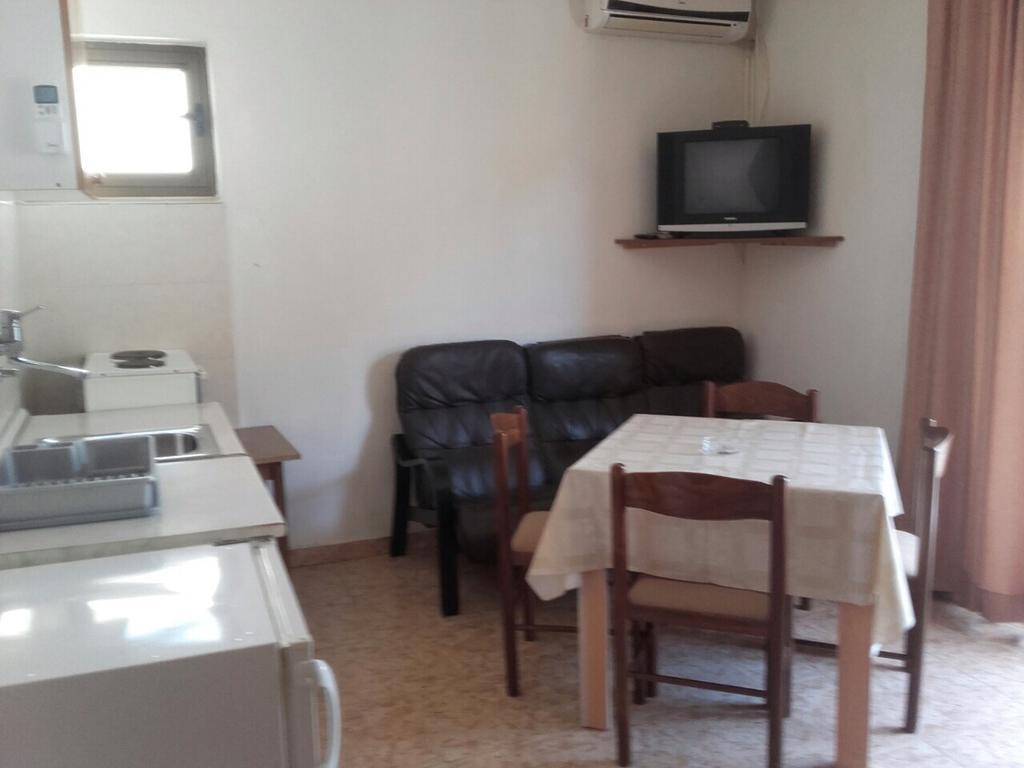 Kuca Tomovic Hotel Budva Ngoại thất bức ảnh